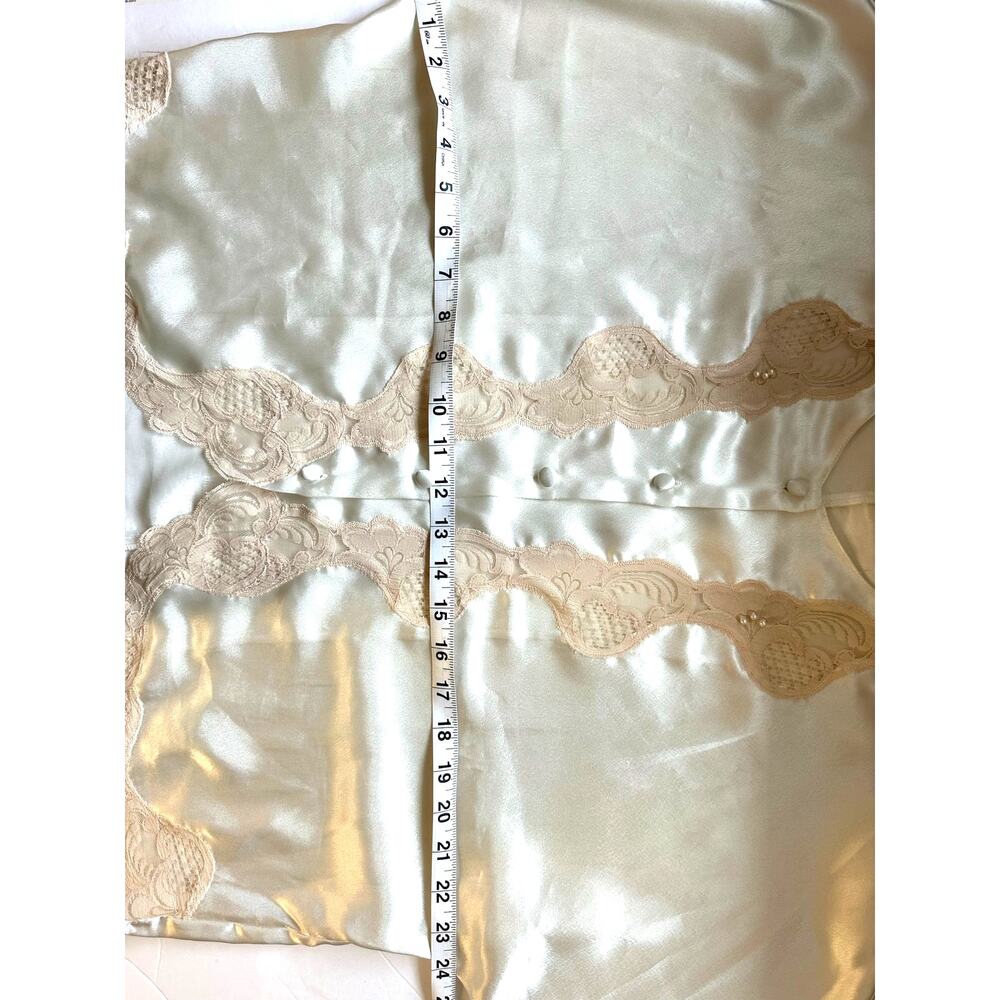 Vintage Victoria's Secret Gold Label Satin and Lace Button Front Bed Jacket - Picture 12 of 12